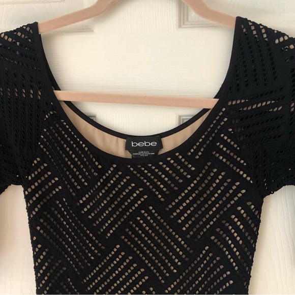 Bebe Women’s Black Open Knit Bodycon Herringbone Pattern Dress Nude Lining Sz S - Picture 2 of 9